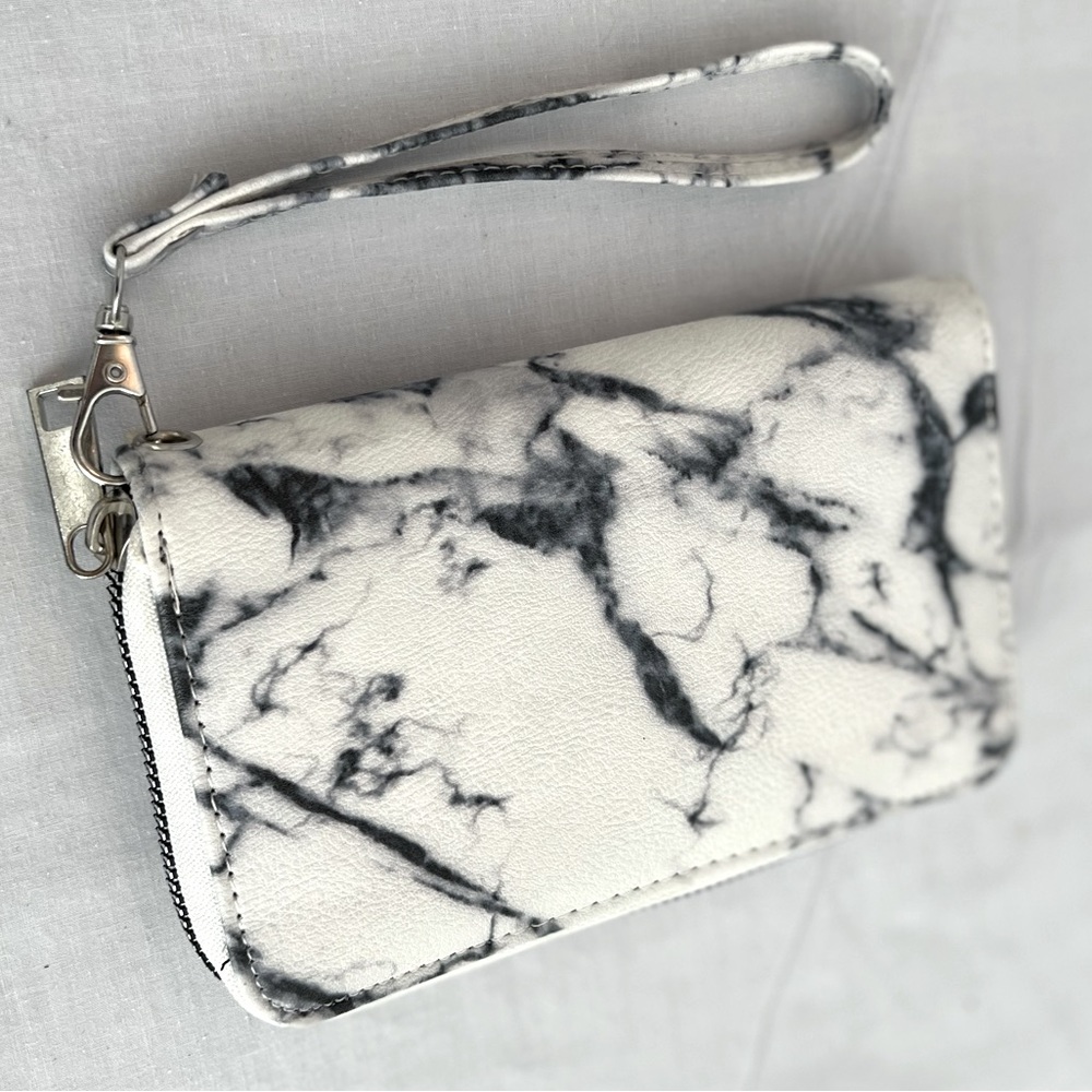 Marble print wristlet